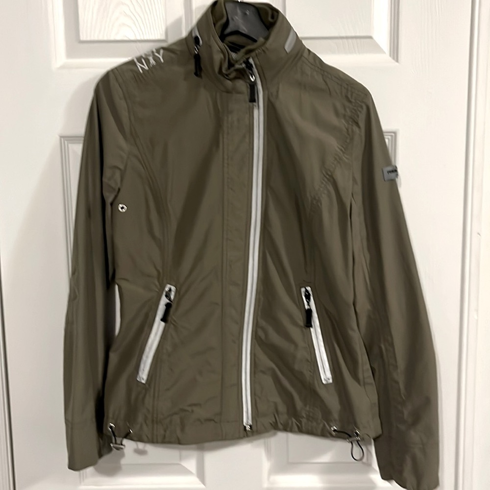 F&F NY waterproof windbreaker breathable Frieda military green jacket